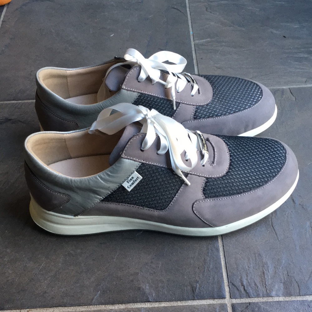 NWOT Finn Comfort Women’s Sneakers Size US 9.5 (UK 7)